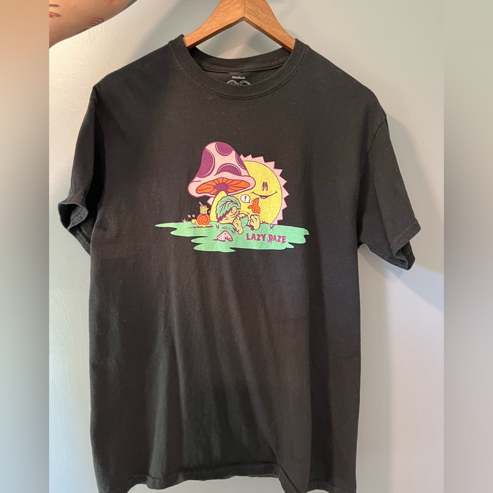TILLY’S. 12 oz Soda Graphic Tee